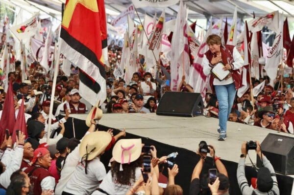 Delfina Gómez detalla sus promesas de campaña