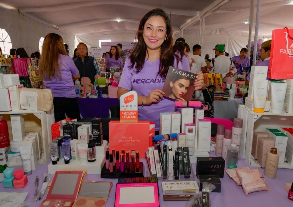 Empoderamiento Femenino y Redes de Apoyo