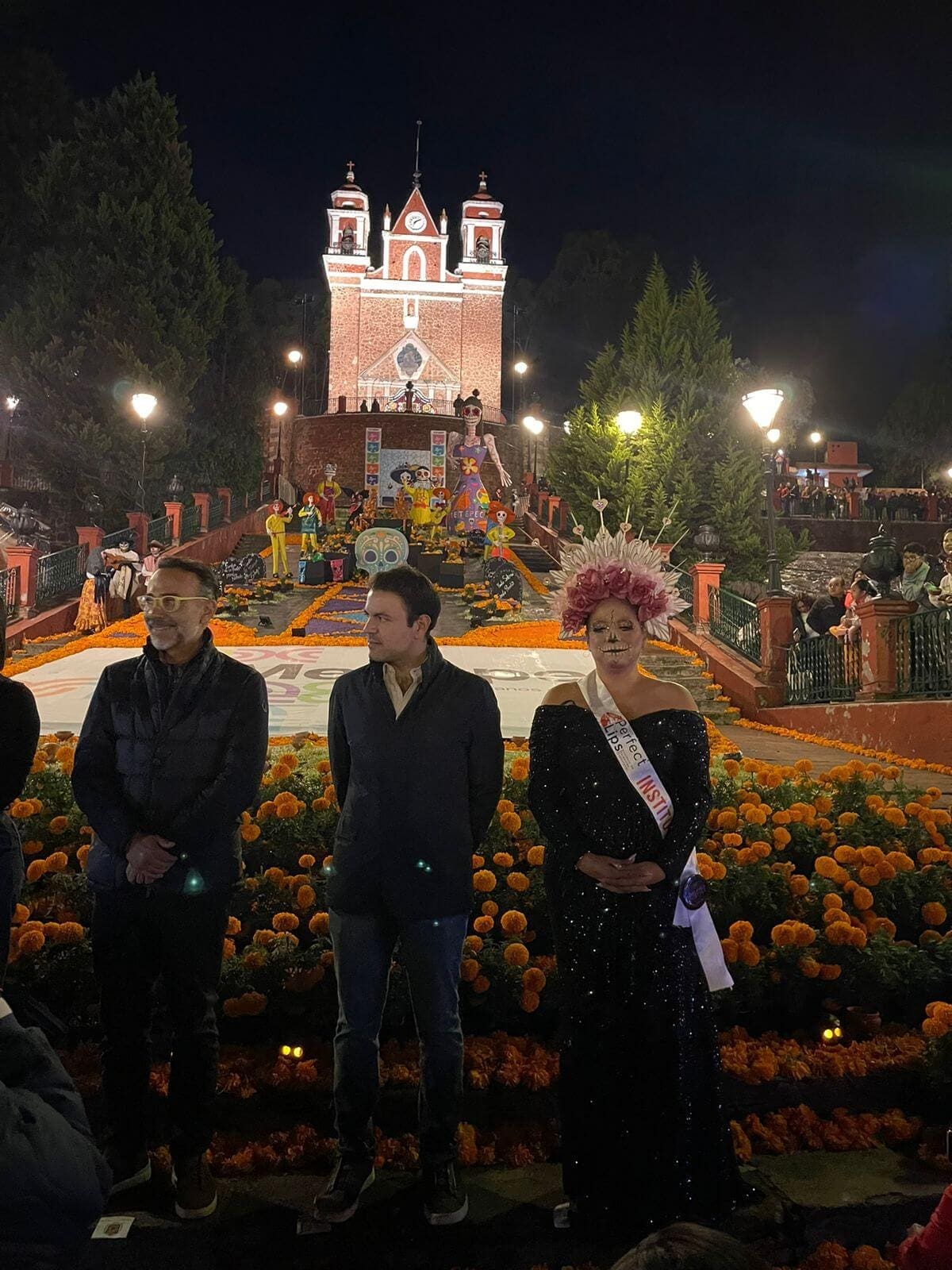PROCESIÓN DE CATRINAS